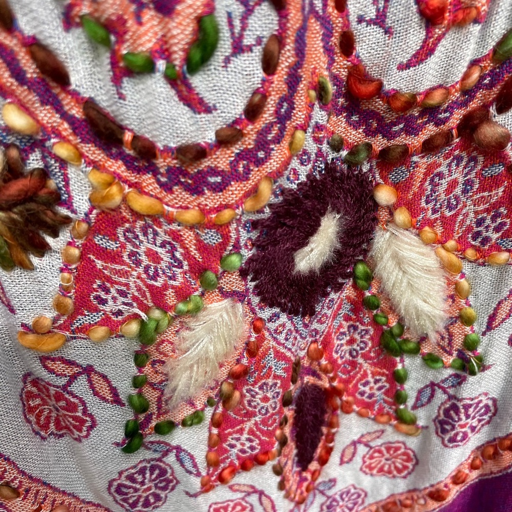 New embroidery Raj Purple and Pink Paisley Sleeveless Vest with Fringe one sz - Picture 5 of 7